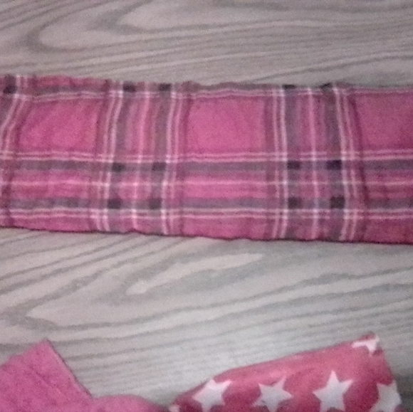 Scarves (5 Assorted) - Picture 2 of 5